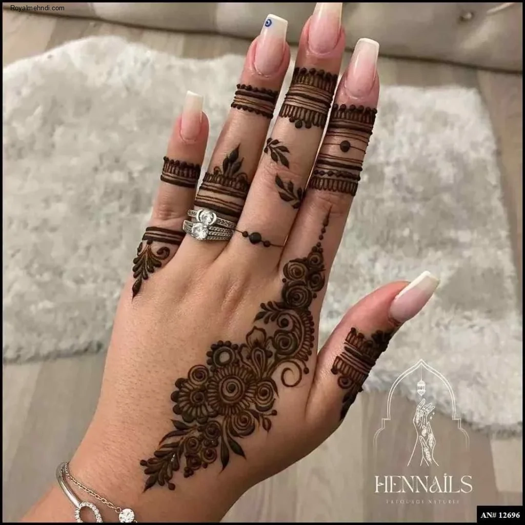 easy simple finger mehndi design