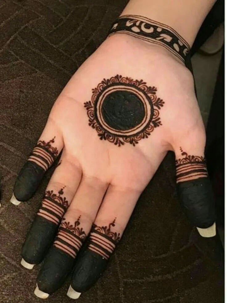 easy simple finger mehndi design